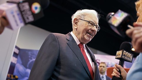 8 chia sẻ về đầu tư và lãnh đạo của Warren Buffett trong cuốn sách mới của tỷ phú Mỹ