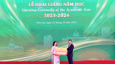 SHB tăng cường đồng hành, hỗ trợ sinh viên Đại học quốc gia Hà Nội