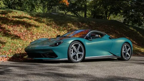 Bên trong siêu xe chạy điện mạnh nhất thế giới giá 2,2 triệu Euro