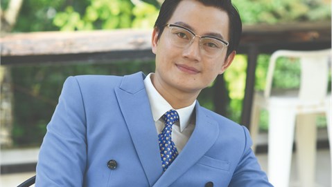 Nghệ sĩ Tuấn Anh: Tình yêu nghệ thuật luôn sẵn trong tim!