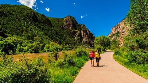 Đến thăm thành phố này bạn sẽ được tặng 100 USD