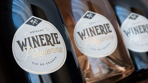 Loại rượu vang độc đáo được sản xuất ngay tại Tháp Eiffel