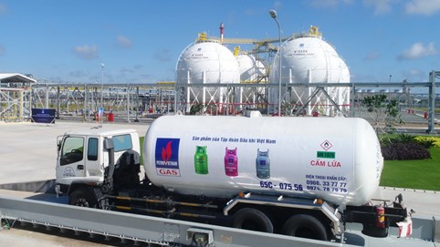 Hàng loạt doanh nghiệp dầu khí bị “phanh phui” ôm quỹ đất lớn, phát sinh nợ xấu