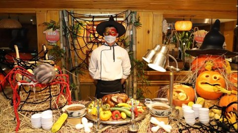 Sun World Ba Na Hills rộn ràng chuẩn bị cho lễ hội Halloween