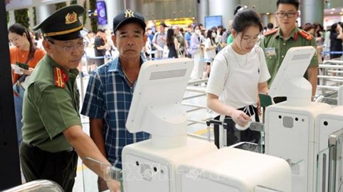 Sửa Luật Quản lý thuế - Đề nghị bổ sung đối tượng nợ thuế bị tạm hoãn xuất cảnh