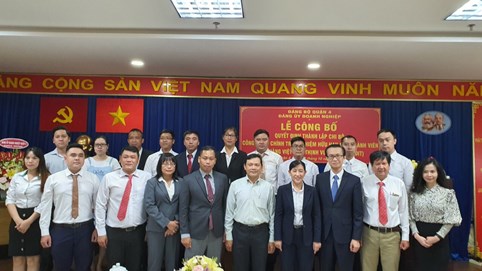 Công bố quyết định thành lập Chi bộ Công ty Tài chính TNHH MTV Ngân hàng Việt Nam Thịnh Vượng (FE Credit)