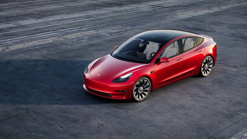 Tesla giảm giá xe, người dùng Trung Quốc hủy đơn hàng loạt các hãng xe điện nội địa
