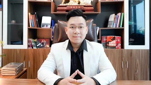 Doanh nhân Nguyễn Tiến Hoàng: Thành công từ sự ham học hỏi và hiểu biết về mạng xã hội