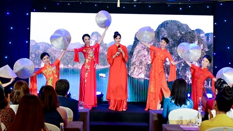 “Lễ công bố dự án Tinh Hoa Áo Dài Việt 2023” - Tự hào Áo dài Việt Nam