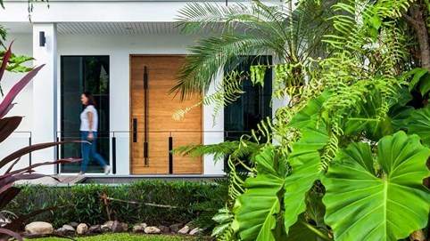 Ngôi nhà màu trắng thanh lịch mang lại cảm giác ấm áp cho chủ nhân