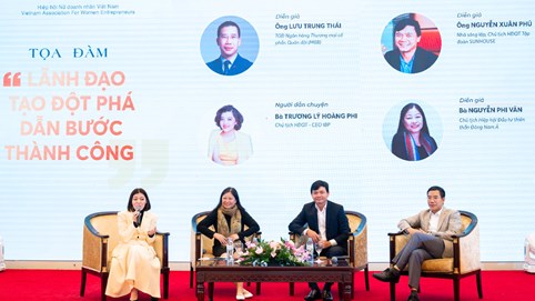 “Cảm xúc tháng 10 - Chạm yêu thương”