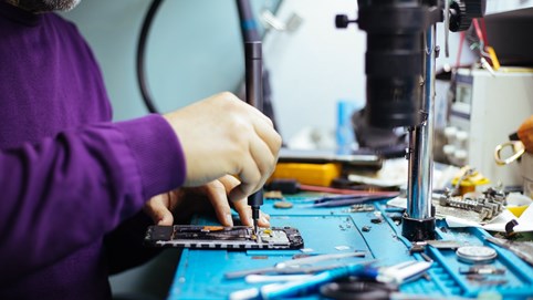 Apple chính thức bán linh kiện thay thế cho iPhone 16: Bước ngoặt trong chính sách sửa chữa