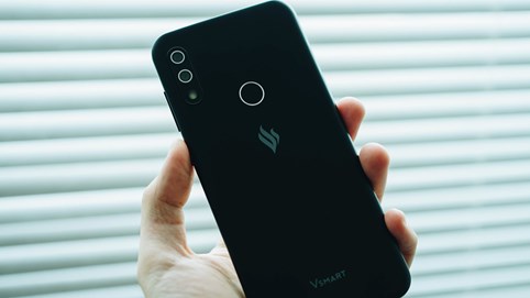 Sau 3 năm Vingroup rút lui khỏi lĩnh vực smartphone, mẫu Vsmart 