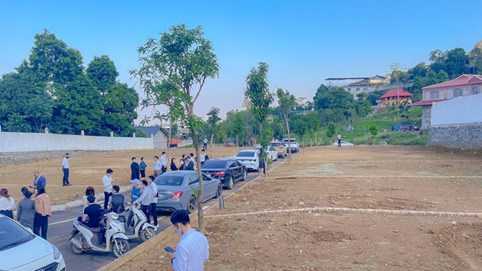 Bất động sản ngoại thành giảm giá trước đề xuất xây 87 trạm thu phí vào nội đô