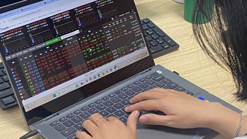 Chứng khoán trước áp lực bán ròng của khối ngoại