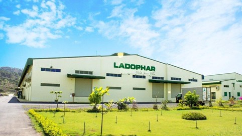 Dược Lâm Đồng (LDP) lên phương án dùng quỹ và thặng dư vốn xóa lỗ lũy kế, muốn huy động gần 94 tỷ đồng từ cổ đông