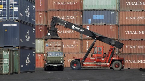 Đầu tư mạnh để giảm chi phí logistics