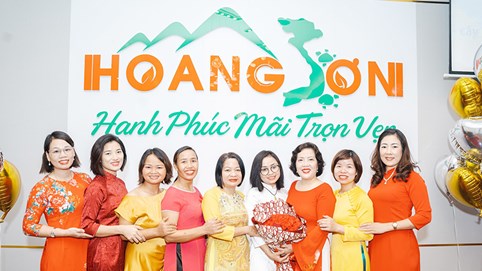 Đội hình 90% nhân sự là nữ giới: Bước đệm vững chắc giúp Hoàng Sơn khẳng định vị thế
