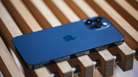 iPhone 12 Pro lại gặp lỗi