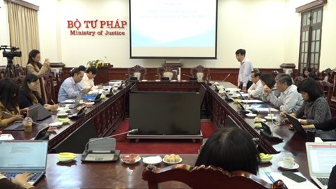 Dùng luật hiện hành để kiểm soát thuốc lá thế hệ mới như thế nào?