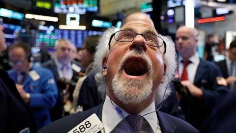 Khối ngoại có tuần bán ròng đột biến 4.000 tỷ đồng, một cổ phiếu bất động sản bị 