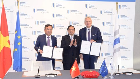 Ngân hàng châu Âu sẽ tham gia các dự án năng lượng ở Việt Nam