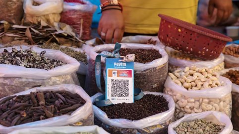 Nền tảng thanh toán Paytm do Softbank hậu thuẫn chi 103 triệu USD mua lại cổ phần