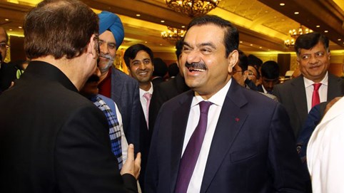 Chân dung đối thủ của tỷ phú giàu nhất châu Á: 2 lần thoát chết trong các vụ bắt cóc và khủng bố, tham vọng xây dựng tập đoàn năng lượng tái tạo lớn nhất thế giới