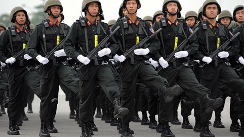 Quy định trang phục huấn luyện, trang phục chiến đấu của Cảnh sát cơ động