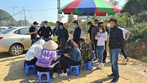 Đất nền ven Hà Nội vẫn “nóng bỏng tay”