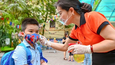 Bộ Giáo dục và Đào tạo hướng dẫn đón trẻ mầm non đến trường an toàn