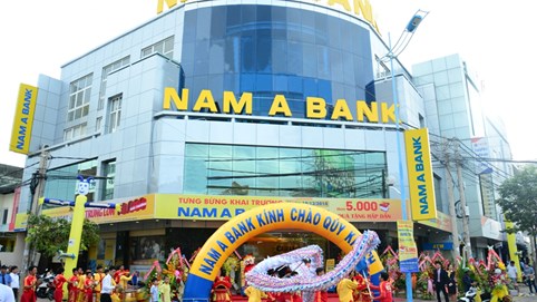 Lợi nhuận đi lùi, nợ xấu tăng nhanh, cổ phiếu NAB của ngân hàng TMCP Nam Á (Nam A Bank) vẫn nổi sóng với 'game' chuyển sàn