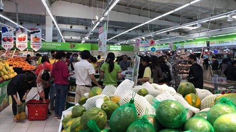 Hàng Tết giảm giá "sốc"