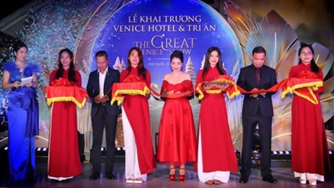 Khai trương công trình khách sạn Venice Hotel Phú Quốc và khai mạc chợ đêm bên biển VUI - Fest Bazaar