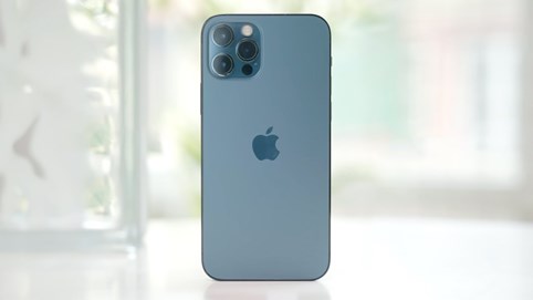 Chiếc smartphone lừng lẫy một thời nay rẻ như cho, giá thấp hơn cả iPhone 11 đập hộp