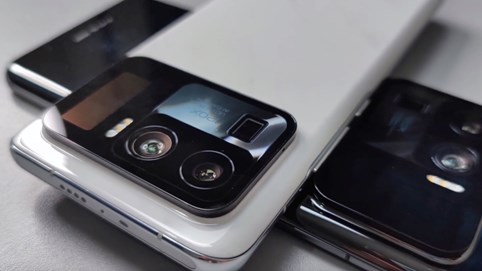 LG phát triển giải pháp cho smartphone camera lồi