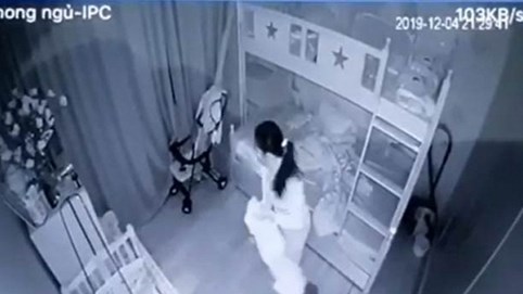 Nóng 24h qua: Khởi tố nữ giúp việc dốc ngược chân bé gái 1 tuổi ném xuống giường