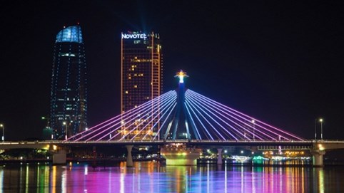 Muốn Đà Nẵng thành “Singapore của Việt Nam”, vì sao bỏ lỡ kinh tế đêm?