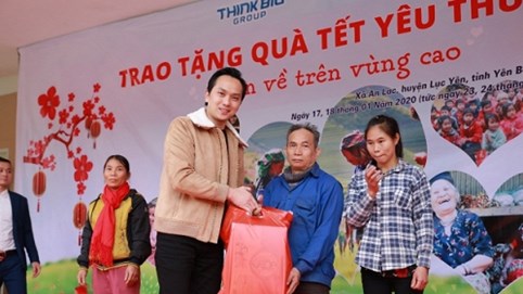 Think Big Group - Lộc Sơn Hà Land trao tặng quà Tết yêu thương đến vùng cao