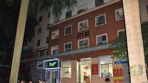 Nóng 24h qua: Bé gái rơi từ tầng 14 chung cư xuống tầng 2 tử vong