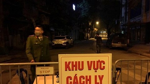 Hà Nội họp khẩn: Ca nhiễm Covid-19 thứ 17 là cô gái 26 tuổi vừa về từ châu Âu