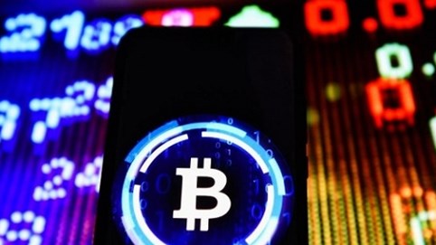 Bitcoin tăng sốc, 