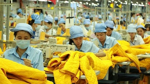 Tranh cãi về mức tăng lương tối thiểu vùng