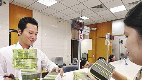 Lãi suất tiền gửi liên tục tăng, lãi suất cho vay khó giảm