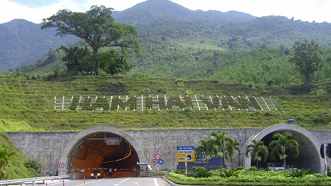 Dọa đóng cửa hầm đường bộ Hải Vân: Thiếu tiền điện chỉ là cái cớ để 