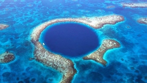 10 điểm du lịch siêu thực như ở hành tinh khác