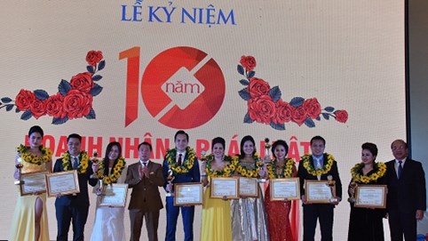 10 năm ra mắt ấn phẩm Doanh nhân & Pháp luật: Tự hào đồng hành cùng doanh nghiệp, doanh nhân!