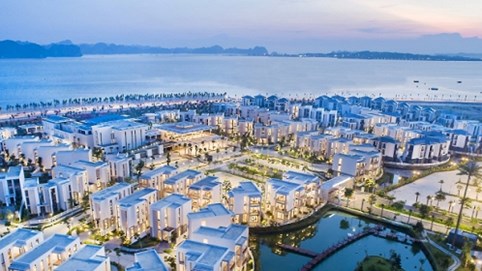 Đón Giáng sinh, năm mới tại biệt thự nghỉ dưỡng mới toanh bên Vịnh Hạ Long, tại sao không?