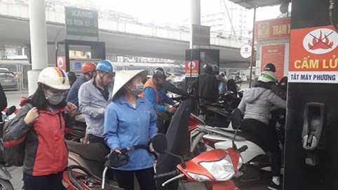 Giá xăng, dầu diesel tiếp tục giảm từ 15h hôm nay