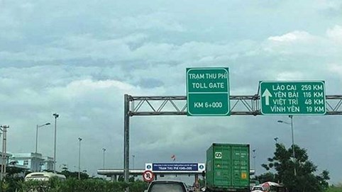 Nóng 24h qua: Lạ lùng việc trăm ngàn xe “mất tích” ở cao tốc